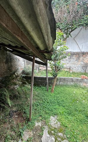 Casa à venda com 278m², 2 quartos e 3 vagas Casa à venda com 278m², 2 quartos e 3 vagasQuintal