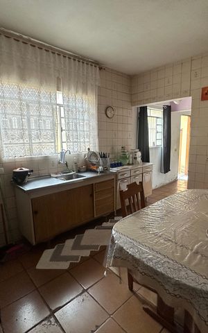 Casa à venda com 278m², 2 quartos e 3 vagas Casa à venda com 278m², 2 quartos e 3 vagasCozinha