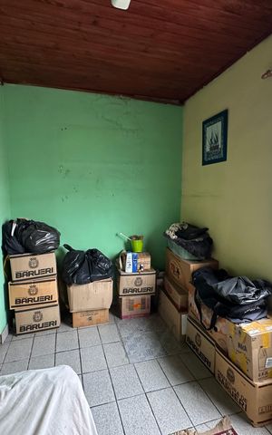 Casa à venda com 278m², 2 quartos e 3 vagas Casa à venda com 278m², 2 quartos e 3 vagasQuarto 2