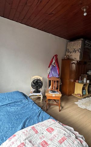 Casa à venda com 278m², 2 quartos e 3 vagas Casa à venda com 278m², 2 quartos e 3 vagasQuarto 3