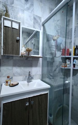 Casa à venda com 400m², 5 quartos e 1 vagaCasa anexo - Banheiro Social