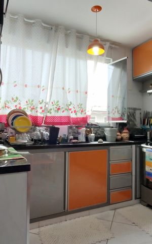Casa à venda com 400m², 5 quartos e 1 vaga Casa à venda com 400m², 5 quartos e 1 vagaCozinha - Armários