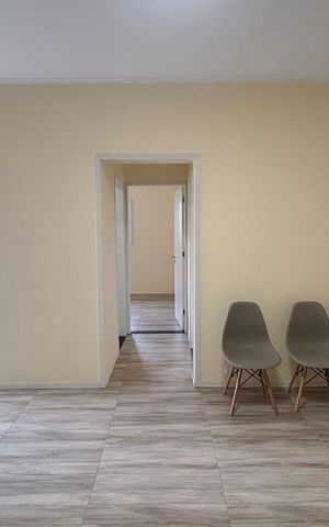 Casa de condomínio à venda com 80m², 2 quartos e 3 vagas Casa de condomínio à venda com 80m², 2 quartos e 3 vagasSala