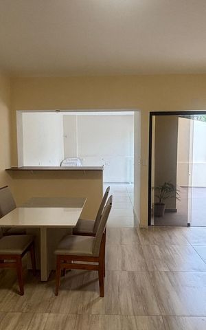 Casa de condomínio à venda com 80m², 2 quartos e 3 vagas Casa de condomínio à venda com 80m², 2 quartos e 3 vagasSala