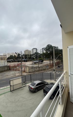 Casa de condomínio à venda com 80m², 2 quartos e 4 vagas Casa de condomínio à venda com 80m², 2 quartos e 4 vagasSuíte Varanda