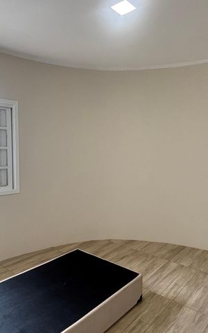 Casa de condomínio à venda com 80m², 2 quartos e 4 vagas Casa de condomínio à venda com 80m², 2 quartos e 4 vagasQuarto