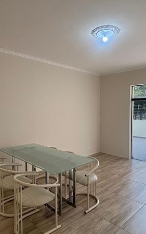 Casa de condomínio à venda com 80m², 2 quartos e 4 vagas Casa de condomínio à venda com 80m², 2 quartos e 4 vagas Sala de Jantar