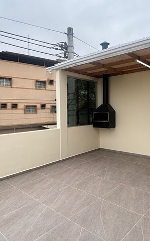 Casa de condomínio à venda com 80m², 2 quartos e 4 vagas Casa de condomínio à venda com 80m², 2 quartos e 4 vagasVaranda - Area de Serviço