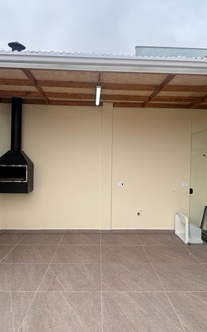 Casa de condomínio à venda com 80m², 2 quartos e 4 vagas Casa de condomínio à venda com 80m², 2 quartos e 4 vagasVaranda - Area de Serviço