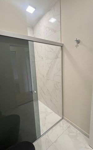 Casa de condomínio à venda com 80m², 2 quartos e 4 vagas Casa de condomínio à venda com 80m², 2 quartos e 4 vagasBanheiro
