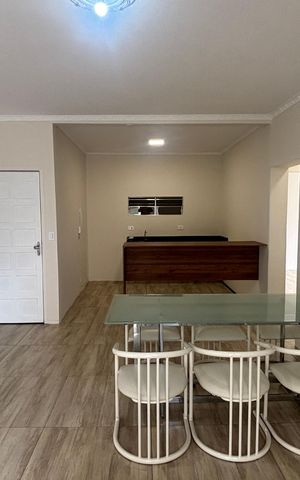 Casa de condomínio à venda com 80m², 2 quartos e 4 vagas Casa de condomínio à venda com 80m², 2 quartos e 4 vagasSala de Jantar