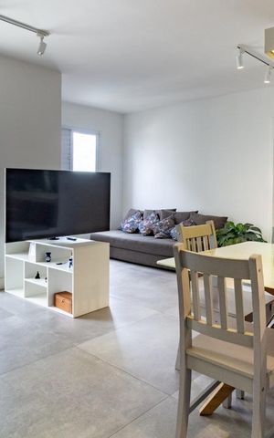 Apartamento para alugar com 72m², 2 quartos e 2 vagas Apartamento para alugar com 72m², 2 quartos e 2 vagasSala