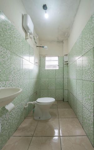 Casa para alugar com 60m², 2 quartos e sem vagaBanheiro