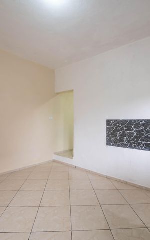 Casa para alugar com 60m², 2 quartos e sem vagaSala/Cozinha