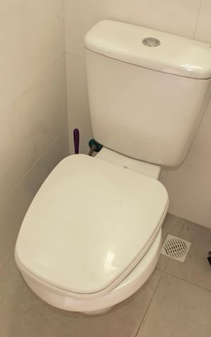 Casa à venda com 150m², 3 quartos e 4 vagasBanheiro de Serviço