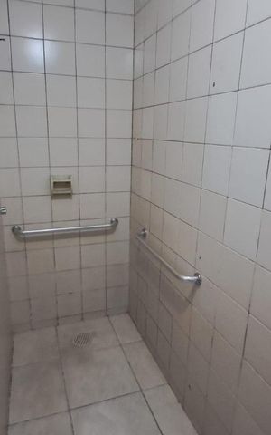Casa à venda com 100m², 3 quartos e 1 vaga Casa à venda com 100m², 3 quartos e 1 vagaBanheiro