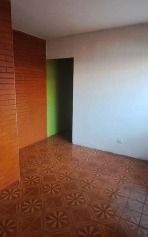 Casa à venda com 100m², 3 quartos e 1 vaga Casa à venda com 100m², 3 quartos e 1 vagaSala