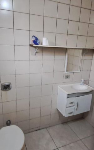 Casa à venda com 100m², 3 quartos e 1 vaga Casa à venda com 100m², 3 quartos e 1 vagaBanheiro