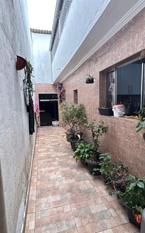 Casa à venda com 290m², 4 quartos e 2 vagasQuintal