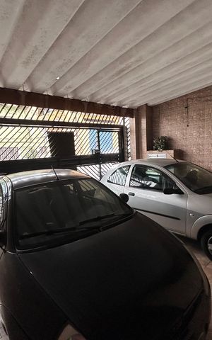Casa à venda com 290m², 4 quartos e 2 vagasGaragem