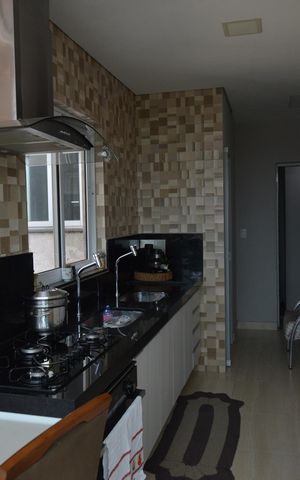 Apartamento à venda com 100m², 2 quartos e 2 vagasCozinha