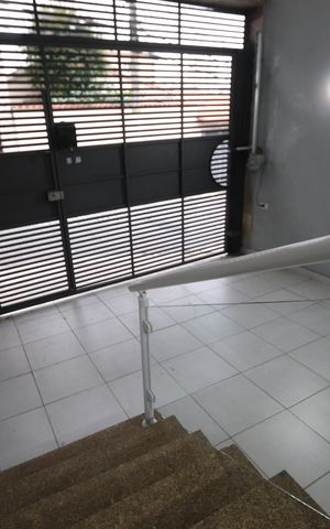 Casa à venda com 220m², 4 quartos e 3 vagasGaragem