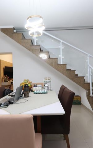Casa à venda com 220m², 4 quartos e 3 vagasSala de Jantar