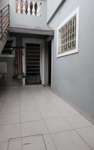 Casa à venda com 220m², 4 quartos e 3 vagasÁrea Externa