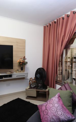 Casa à venda com 220m², 4 quartos e 3 vagasSala