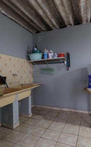 Casa à venda com 220m², 4 quartos e 3 vagasÁrea de Serviço