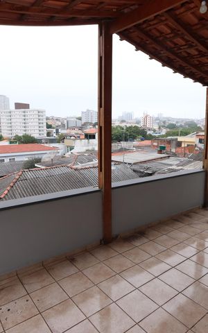 Casa à venda com 220m², 4 quartos e 3 vagasVaranda da Suíte