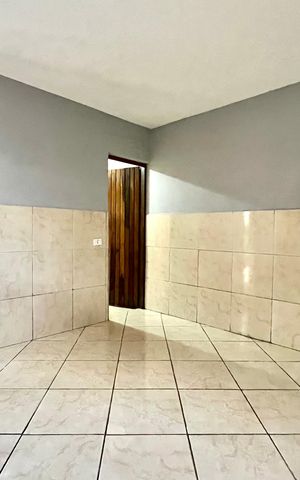 Casa para alugar com 40m², 1 quarto e sem vaga Casa para alugar com 40m², 1 quarto e sem vagaSala