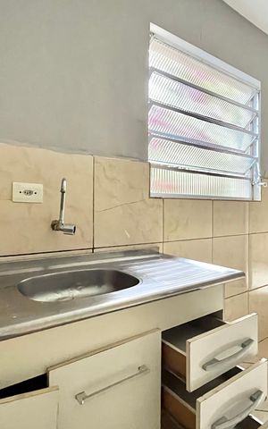 Casa para alugar com 40m², 1 quarto e sem vaga Casa para alugar com 40m², 1 quarto e sem vagaCozinha