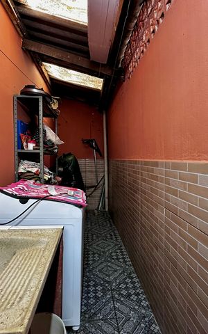 Casa para alugar com 81m², 2 quartos e 1 vaga Casa para alugar com 81m², 2 quartos e 1 vagaÁrea de Serviço