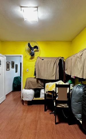 Casa para alugar com 81m², 2 quartos e 1 vaga Casa para alugar com 81m², 2 quartos e 1 vagaSala