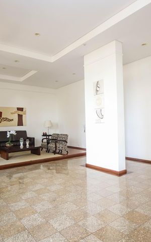 Apartamento para alugar com 193m², 4 quartos e 4 vagas Apartamento para alugar com 193m², 4 quartos e 4 vagasHall de Entrada