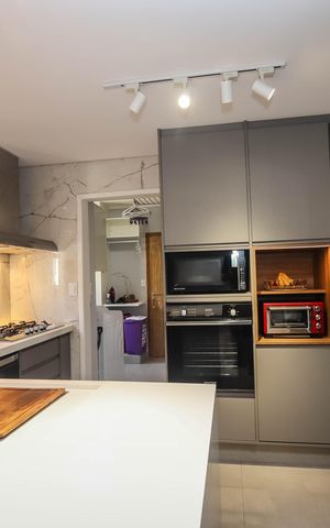Apartamento para alugar com 193m², 4 quartos e 4 vagas Apartamento para alugar com 193m², 4 quartos e 4 vagasCozinha