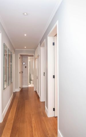 Apartamento para alugar com 193m², 4 quartos e 4 vagas Apartamento para alugar com 193m², 4 quartos e 4 vagasCorredor