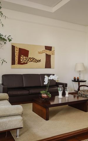 Apartamento para alugar com 193m², 4 quartos e 4 vagas Apartamento para alugar com 193m², 4 quartos e 4 vagasHall de Entrada