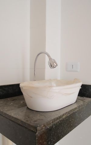 Apartamento à venda com 45m², 2 quartos e sem vagaBanheiro
