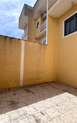 Casa à venda com 107m², 3 quartos e 2 vagas Casa à venda com 107m², 3 quartos e 2 vagasGaragem