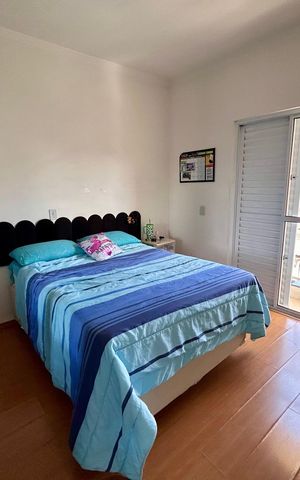 Casa à venda com 107m², 3 quartos e 2 vagas Casa à venda com 107m², 3 quartos e 2 vagasSuíte