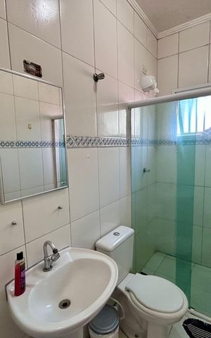 Casa à venda com 107m², 3 quartos e 2 vagas Casa à venda com 107m², 3 quartos e 2 vagasBanheiro da Suíte