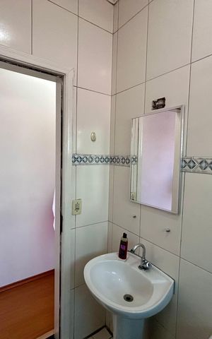 Casa à venda com 107m², 3 quartos e 2 vagas Casa à venda com 107m², 3 quartos e 2 vagasBanheiro da Suíte