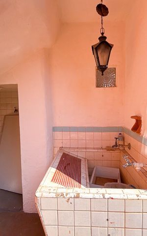 Casa à venda com 220m², 2 quartos e 1 vaga Casa à venda com 220m², 2 quartos e 1 vagaÁrea de Serviço
