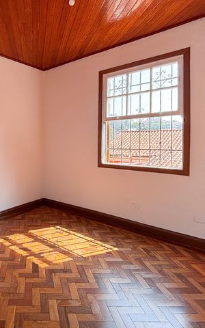 Casa à venda com 220m², 2 quartos e 1 vaga Casa à venda com 220m², 2 quartos e 1 vagaQuarto 2