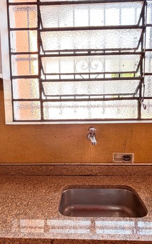 Casa à venda com 220m², 2 quartos e 1 vaga Casa à venda com 220m², 2 quartos e 1 vagaCozinha