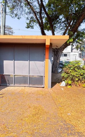 Casa à venda com 220m², 2 quartos e 1 vaga Casa à venda com 220m², 2 quartos e 1 vagaÁrea comum