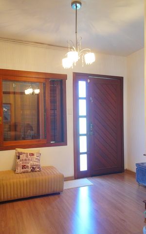 Casa à venda com 300m², 4 quartos e 3 vagasSala
