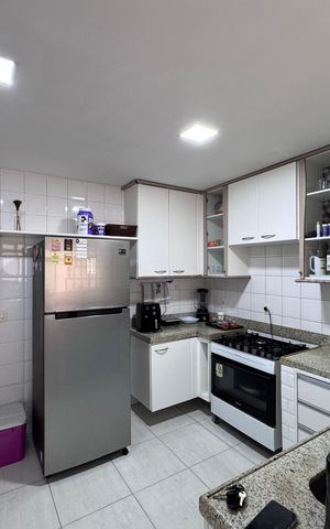 Apartamento à venda com 122m², 3 quartos e 2 vagas Apartamento à venda com 122m², 3 quartos e 2 vagasCozinha